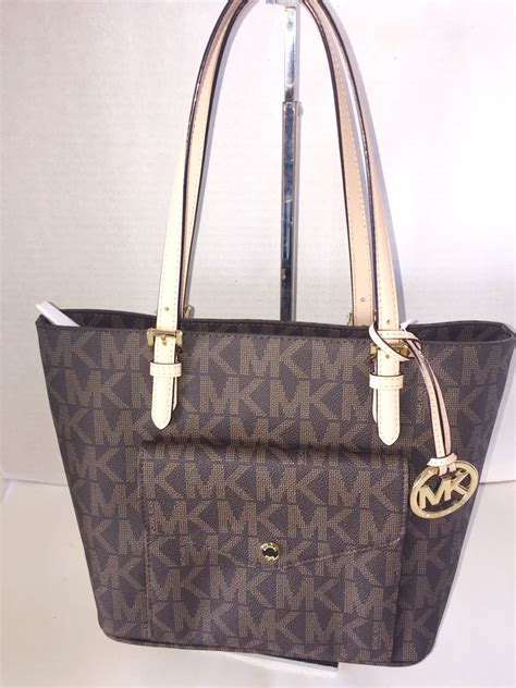 bolsa michael kors gris original precio|bolsa michael kors original precio.